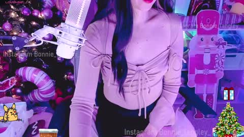 Snapshot of asuka_langleysoryu chatting on 01-01-25, 03:13 Bonnie online show from 01-01-25, 03:13