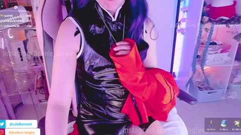 Snapshot of asuka_langleysoryu chatting on 01-25-25, 12:17 Bonnie online show from 01-25-25, 12:17