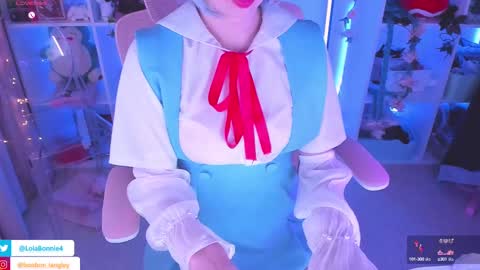 Snapshot of asuka_langleysoryu chatting on 02-28-25, 06:20 Bonnie online show from 02-28-25, 06:20