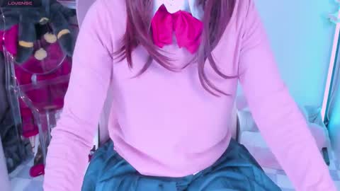 Snapshot of asuka_langleysoryu chatting on 09-11-25, 09:15 Bonnie online show from 09-11-25, 09:15