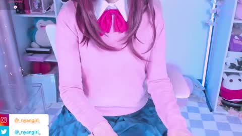 Snapshot of asuka_langleysoryu chatting on 09-18-25, 06:32 Bonnie online show from 09-18-25, 06:32