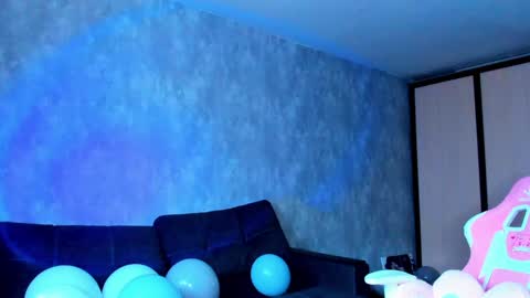 Snapshot of asuna_yuuki__ chatting on 12-14-24, 09:07 My schedule GTM20500am-1100am online show from 12-14-24, 09:07