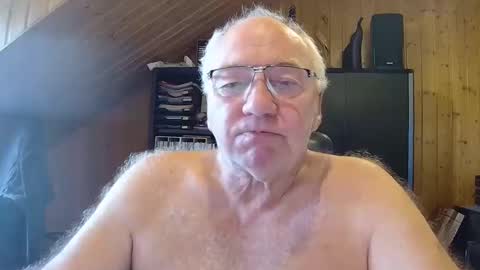 asusandy online show from 05-11-26, 08:20