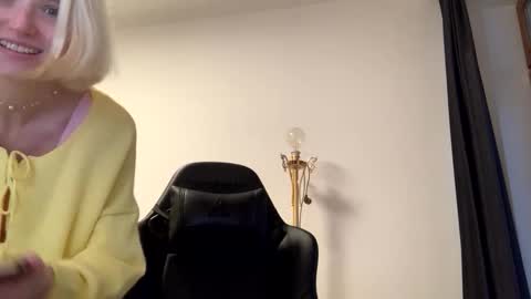 Snapshot of asya_new chatting on 09-23-25, 02:31 asya_new online show from 09-23-25, 02:31