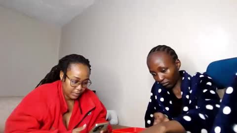 atara_seren online show from 05-06-26, 01:36