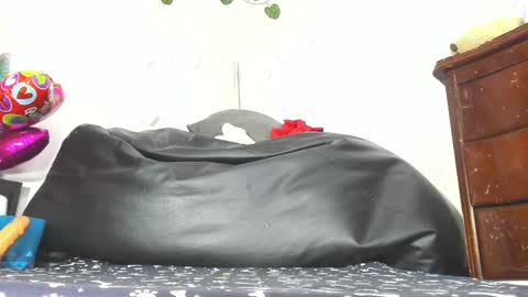 Snapshot of atenea16 chatting on 01-18-25, 09:13 ATENEA online show from 01-18-25, 09:13