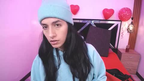 Snapshot of atenea_420 chatting on 02-19-26, 01:07 COLOMBIA online show from 02-19-26, 01:07