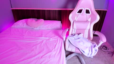 athenea__fox online show from 04-14-26, 12:11