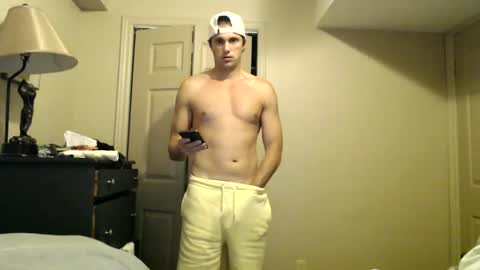 Snapshot of athleteguy55555 chatting on 12-20-24, 05:36 tommycb55555 online show from 12-20-24, 05:36