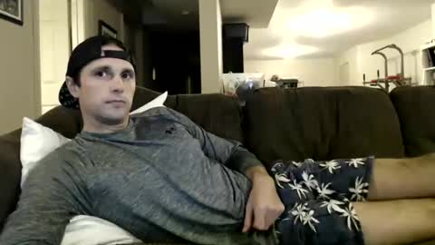 Snapshot of athleteguy55555 chatting on 03-08-25, 12:33 tommycb55555 online show from 03-08-25, 12:33