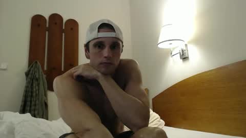 Snapshot of athleteguy55555 chatting on 10-12-25, 08:08 tommycb55555 online show from 10-12-25, 08:08