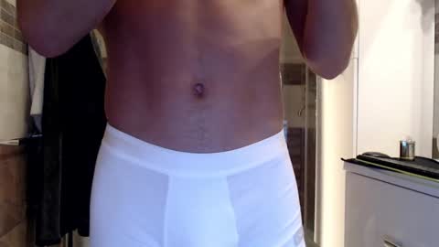 Snapshot of athleticloganx chatting on 12-06-24, 01:00 AthleticLoganX online show from 12-06-24, 01:00