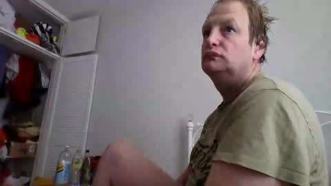 yoursissy online show from 07-03-26, 11:49