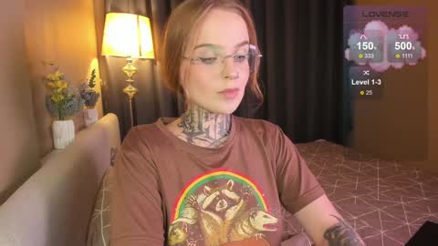 Snapshot of atomic_ketchup chatting on 01-22-25, 01:32 online every day between 10am-23pm online show from 01-22-25, 01:32