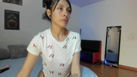 Snapshot of atomns41 chatting on 04-07-26, 03:07 Carolina online show from 04-07-26, 03:07