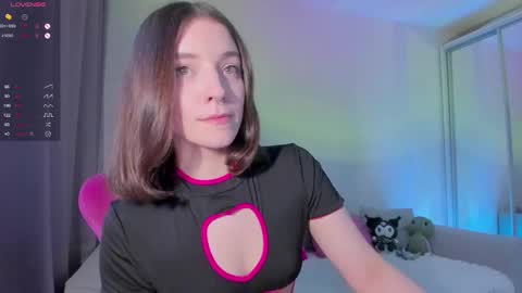 Snapshot of atomsyvuu chatting on 03-12-26, 03:40 Tilda or Tilly online show from 03-12-26, 03:40