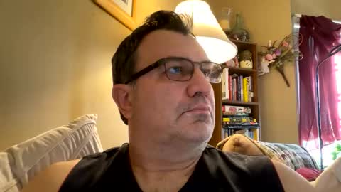 Snapshot of atozzzz chatting on 10-19-25, 03:12 atozzzz online show from 10-19-25, 03:12