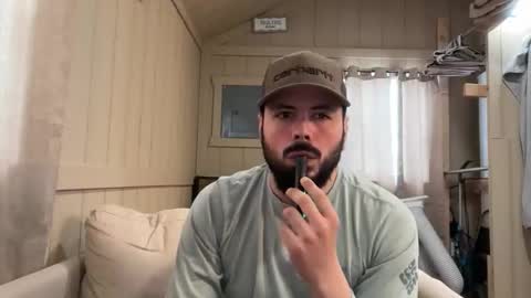 Alejandro online show from 03-17-26, 03:48