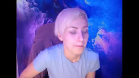 Aubrey online show from 02-08-25, 12:06