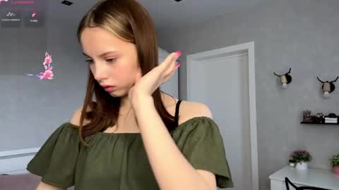 Jolyn online show from 04-29-26, 04:16
