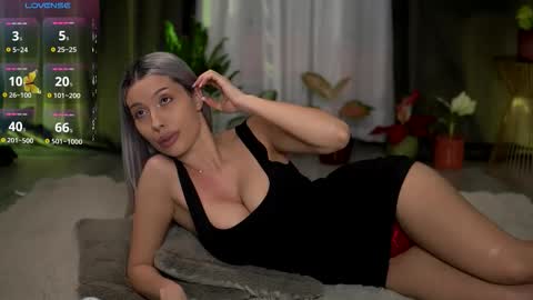 Isabella online show from 03-23-26, 11:14