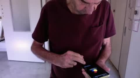 Snapshot of auguste061400 chatting on 12-02-24, 09:24 auguste061400 online show from 12-02-24, 09:24