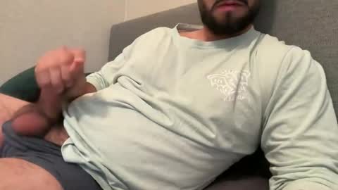 Snapshot of augustload chatting on 11-03-25, 01:34 AugustLoad online show from 11-03-25, 01:34