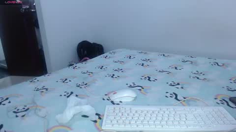 Auro online show from 06-08-26, 02:17