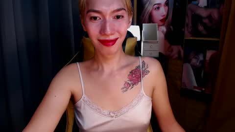 Snapshot of aurakharisma_xx chatting on 01-12-25, 05:24 Miss awra online show from 01-12-25, 05:24