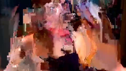 Snapshot of aurakharisma_xx chatting on 01-29-25, 04:58 Miss awra online show from 01-29-25, 04:58
