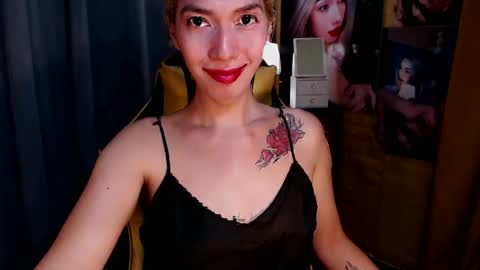 Snapshot of aurakharisma_xx chatting on 01-30-25, 05:19 Miss awra online show from 01-30-25, 05:19