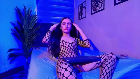 Snapshot of auralis_lux chatting on 06-02-26, 12:07 auralis_lux online show from 06-02-26, 12:07