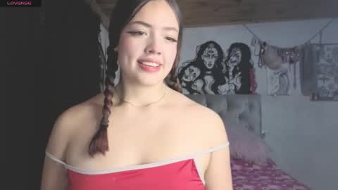 Snapshot of aurasensorial27 chatting on 06-03-26, 02:03 aurasensorial27 online show from 06-03-26, 02:03