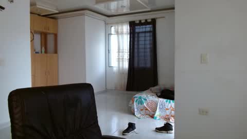 Snapshot of aureliv1 chatting on 10-05-25, 09:24 Aureliano online show from 10-05-25, 09:24