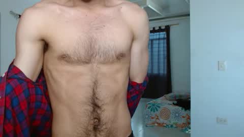 Snapshot of aureliv1 chatting on 10-08-25, 09:34 Aureliano online show from 10-08-25, 09:34