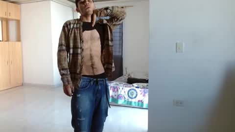 Snapshot of aureliv1 chatting on 10-18-25, 08:42 Aureliano online show from 10-18-25, 08:42