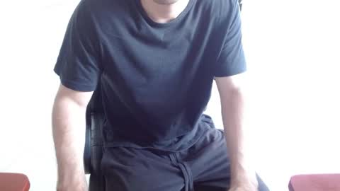 Snapshot of aureliv1 chatting on 05-12-26, 10:18 Aureliano online show from 05-12-26, 10:18