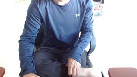 Snapshot of aureliv1 chatting on 05-15-26, 09:55 Aureliano online show from 05-15-26, 09:55