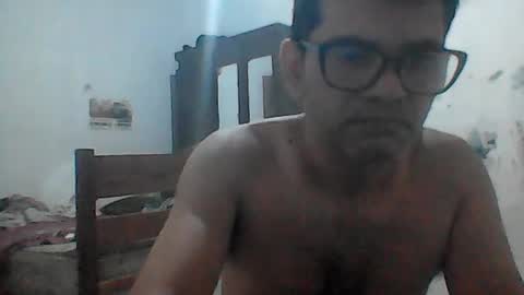 Snapshot of auris79 chatting on 06-23-26, 01:03 dog79 online show from 06-23-26, 01:03