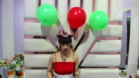 Snapshot of aurora18palmer chatting on 12-31-24, 02:03 aurora online show from 12-31-24, 02:03