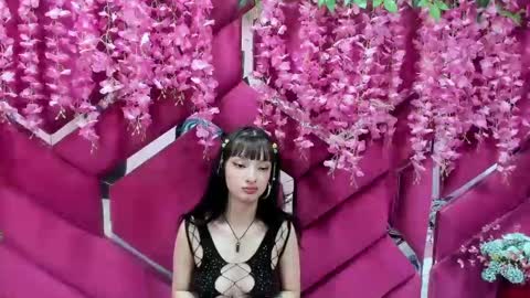 Snapshot of aurora18palmer chatting on 02-11-25, 01:10 aurora online show from 02-11-25, 01:10