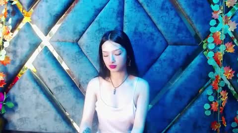 aurora online show from 09-08-25, 10:31