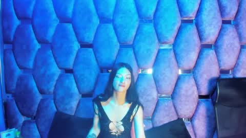 Snapshot of aurora18palmer chatting on 10-14-25, 03:35 aurora online show from 10-14-25, 03:35