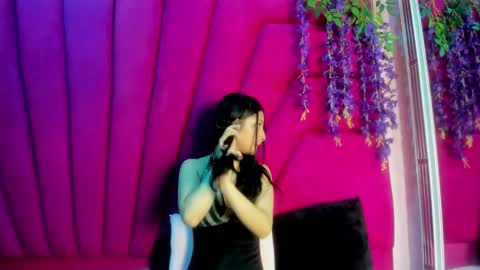 Snapshot of aurora18palmer chatting on 10-15-25, 06:41 aurora online show from 10-15-25, 06:41