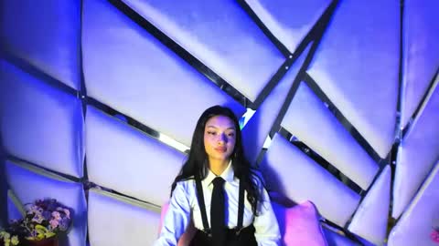 Snapshot of aurora18palmer chatting on 10-30-25, 03:46 aurora online show from 10-30-25, 03:46