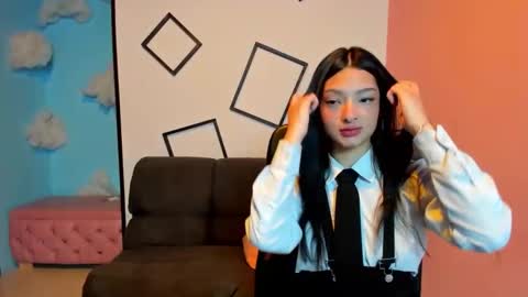 Snapshot of aurora18palmer chatting on 11-13-25, 02:49 aurora online show from 11-13-25, 02:49