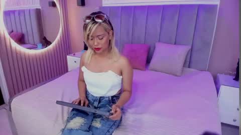 aurora_blonde online show from 07-17-26, 09:19