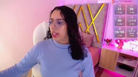Snapshot of aurora_brown chatting on 01-10-25, 04:22 Aurora online show from 01-10-25, 04:22