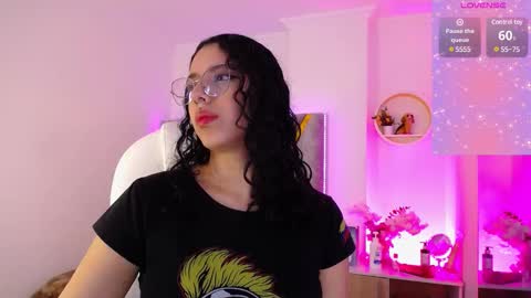 Snapshot of aurora_brown chatting on 01-13-25, 03:56 Aurora online show from 01-13-25, 03:56
