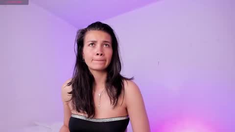 aurora_divine online show from 04-25-26, 07:00